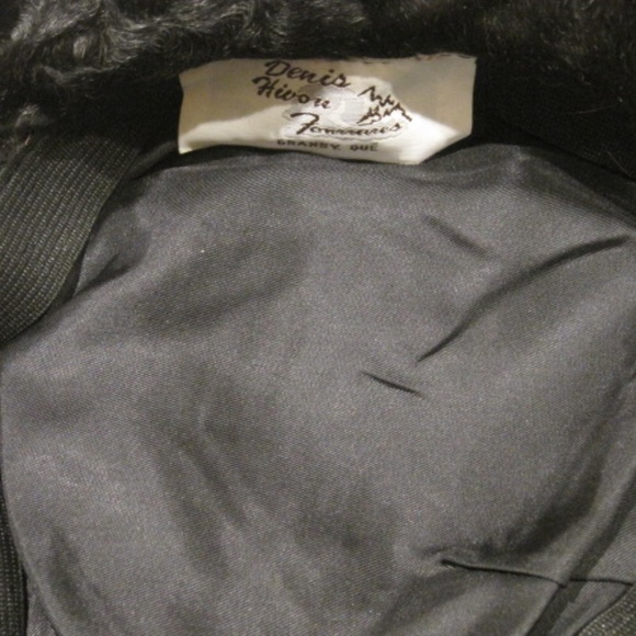 Denis Hivon Fourrures Fur/Suede Bucket Hat - Picture 8 of 8